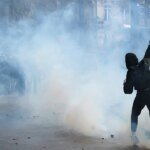Ungheria e Polonia difendono dure politiche migratorie mentre la Francia si riprende da violenti disordini