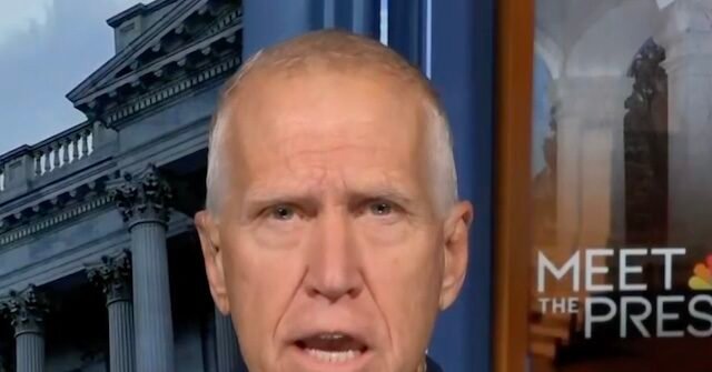 Tillis: l’accordo russo sul diesel di Trump probabilmente illegale Tillis: l’accordo russo sul diesel di Trump probabilmente illegale