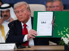 “Pace attraverso la forza”: il piano di Trump per Gaza ottiene il sostegno globale un anno dopo