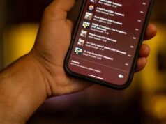 YouTube Music ora contrassegnerà i brani generati dall’intelligenza artificiale per gli ascoltatori