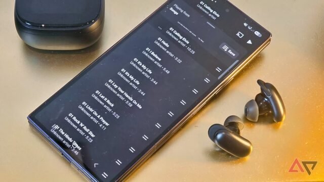 Lo strumento EQ di YouTube Music è un trucco eccellente che fa suonare meglio gli auricolari economici